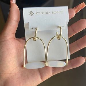 NWT Kendra Scott Sassy Statement Earrings in Opalite